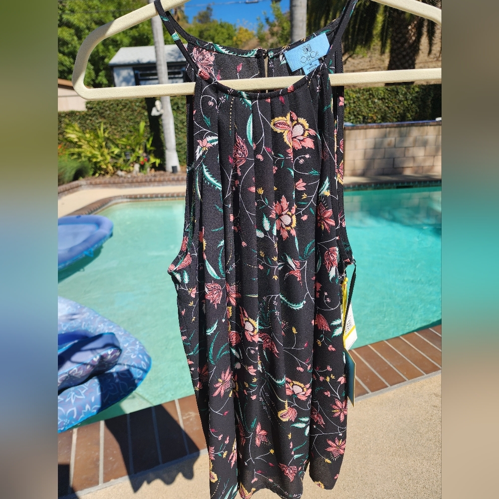 CECE NWT MED BEAUTIFUL TANK. PEACH, PINKD AQUA BLUES, GREEN PLEATED!